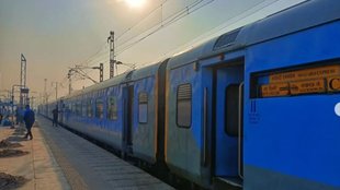 train time table, Shatabdi Express train time, train time status,