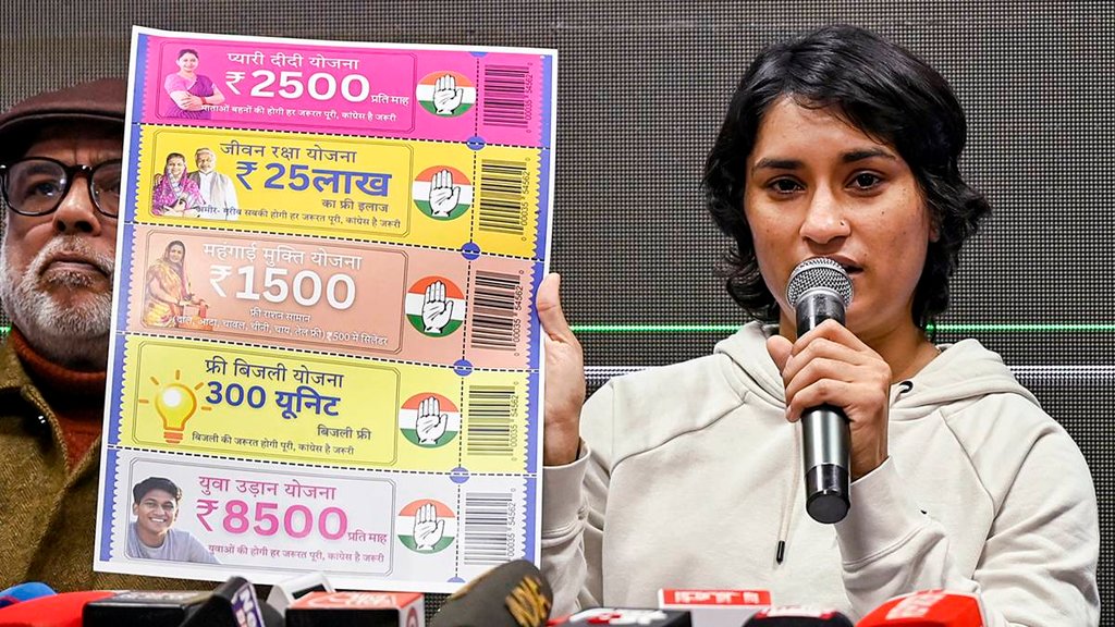 Vinesh Phogat Haryana award, ₹4 crore Haryana sports policy, Vinesh Phogat cash prize
