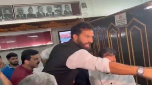 Mehraaj Malik, Waheed Para, Jammu Kashmir Assembly clash, AAP vs PDP, Waqf Bill protest