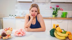 Anti Inflammatory Diet: नाश्ते से लेकर रात इस तरह की डाइट लेना कर दे शुरू, पुरानी से पुरानी बीमारी से मिल जाएगा छुटकारा