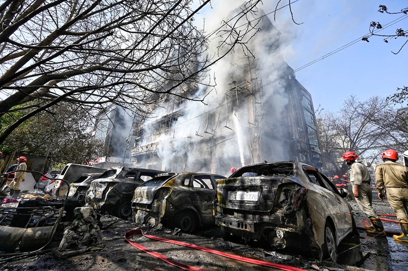DDA Shopping Complex fire