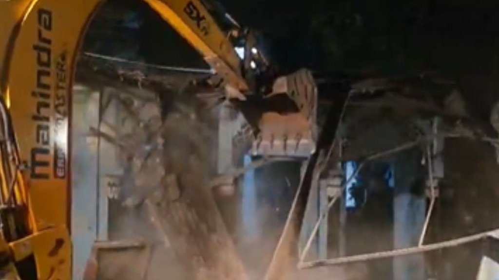 dehradun news, doon Hospital, Illegal Mazar Demolished