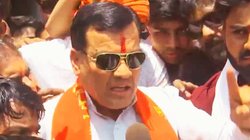 ‘हमारे मंदिरों के आगे से ताजिये निकलते हैं, हम कभी….’, गुना में तनाव, VHP नेता बोले- हम जवाब देना भी जानते हैं