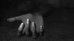 आइने पर लिपस्टिक से ‘I Quit’ लिखकर लॉ की छात्रा ने लगाई फांसी, परिजन ने बताया क्यों बिटिया ने दे दी जान