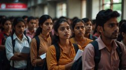 RRB Group D Recruitment 2025: रेलवे की नौकरी के लिए मच गई होड़, 32438 पदों के लिए आ गए 1 करोड़ से ज्यादा आवेदन