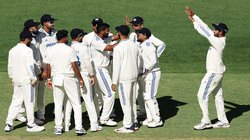 BCCI किन खिलाड़ियों को देता है Central Contract, क्या है नियम, कितनी मिलती है सैलरी; यहां जानें सब कुछ