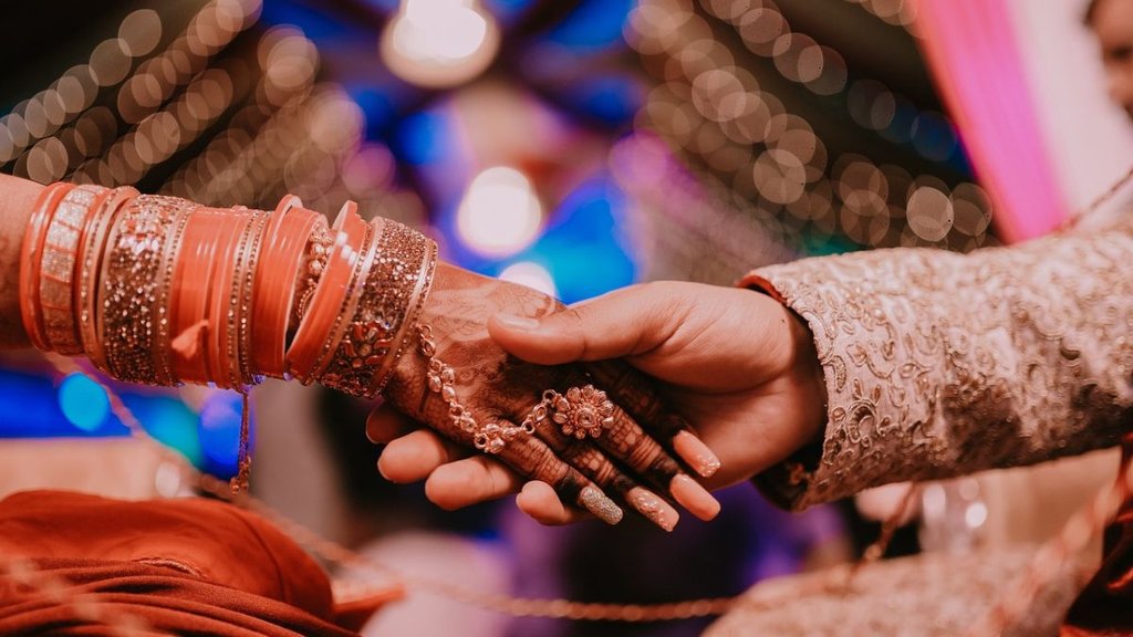 Bareilly| Bareilly News| Bareilly Husband