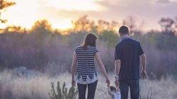 Live-in relationship: ‘मेरे मम्मी-पापा साथ रहें’, 16 महीने के बच्चे की गुहार पर हाईकोर्ट ने दी लिव-इन रिश्ते को कानूनी मंजूरी; जानिए पूरा केस