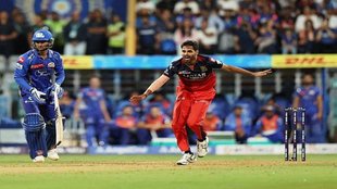 MI vs RCB, IPL 2025, Bhuvneshwar Kumar