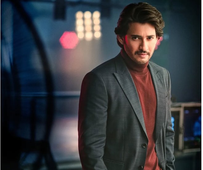 इस फिल्म के जरिए महेश बाबू राजामौली के साथ पहली बार काम कर रहे हैं। फिल्म में प्रियंका चोपड़ा और महेश बाबू के अलावा पृथ्वीराज सुकुमारन भी अहम रोल में नजर आने वाले हैं। (photo- Mahesh Babu/Insta)