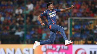 Mayank Yadav, Rohit Sharma, IPL 2025