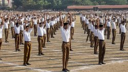 CCSU Meerut: RSS पर ‘आपत्तिजनक’ सवाल के बाद मेरठ कॉलेज की प्रोफेसर पर लगा आजीवन प्रतिबंध