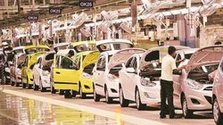 कार खरीदने वालों के लिए बुरी खबर, इस राज्य के लोगों को देना होगा ज्यादा टैक्स