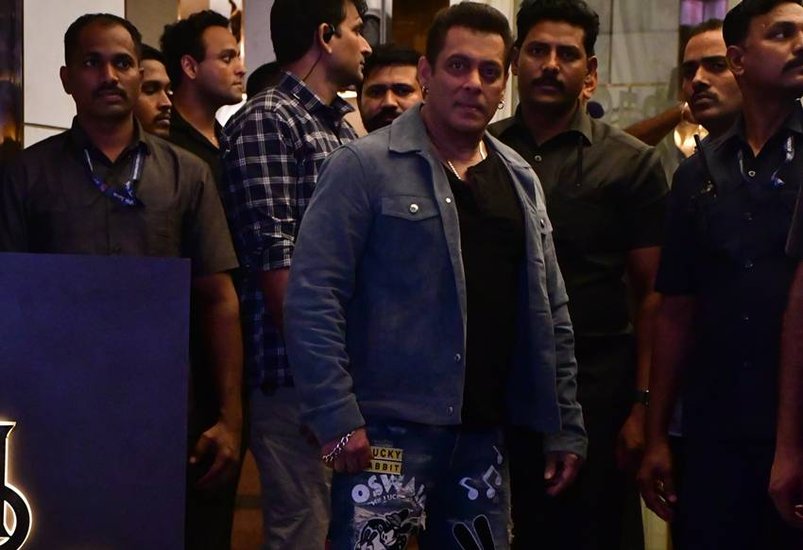 Bollywood Actors in Salman Khan Eid Party