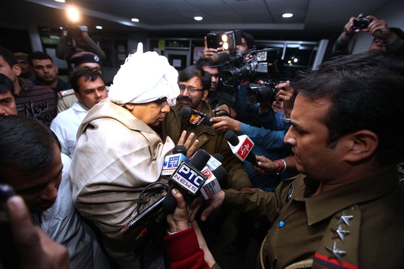 Sant Rampal being taken to Panchkula General hospital
