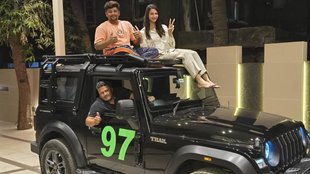 Anaya Bangar, Anaya Bangar with Sarfaraz Khan, Anaya Bangar cricket