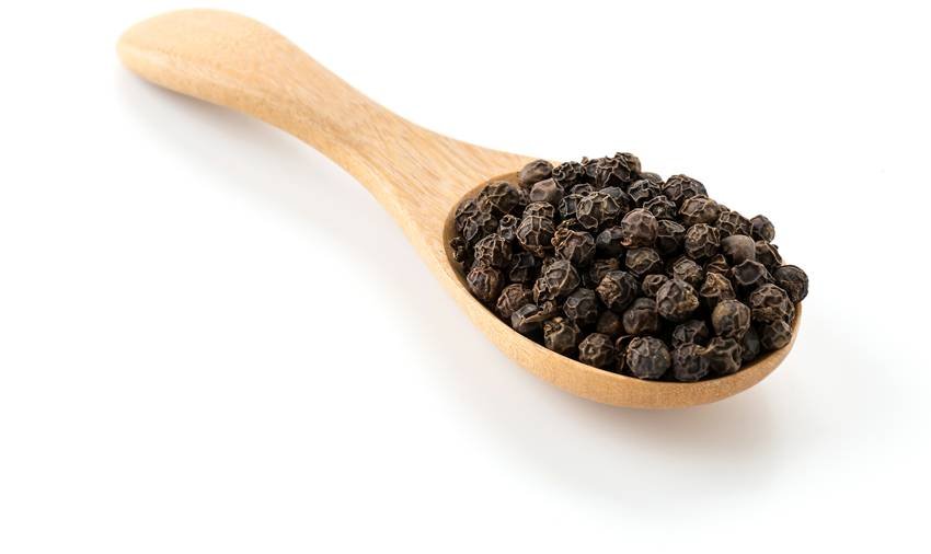 Eat 10 black pepper daily benefits