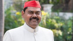 ‘अगर भारत के मंदिरों में शक्ति होती तो महमूद गजनवी…’, सपा विधायक का विवादित बयान