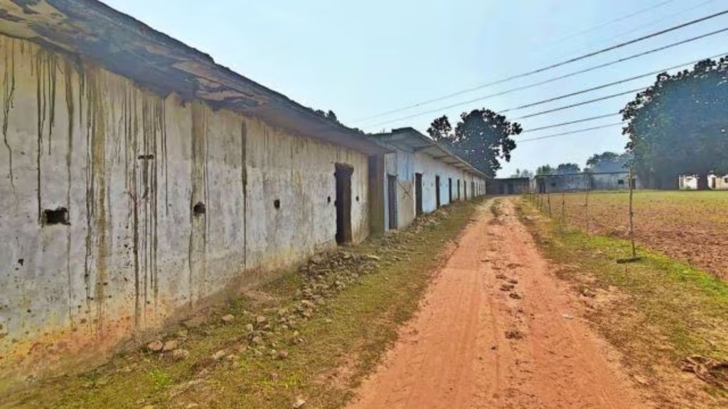 Madhya Pradesh village Ghost homes, mp village Ghost homes Madhya Pradesh village Ghost homes, mp village Ghost homes