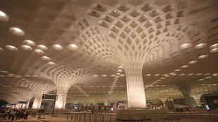 mumbai airport | uganda national arrested |