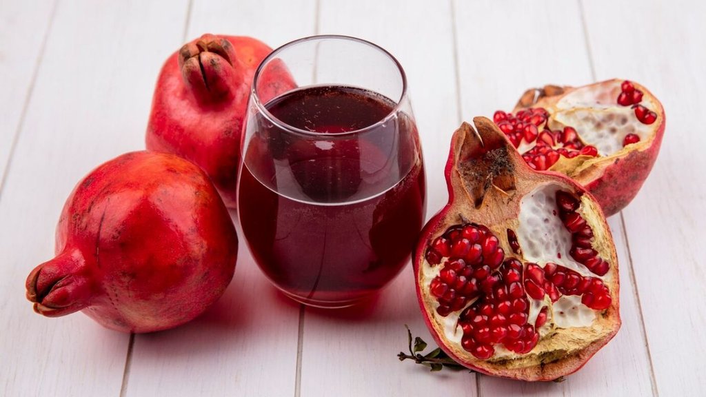 pomegranates juice benefits | pomegranate juice on an empty stoamch | anar khane ke fayde