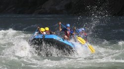 Rishikesh Rafting News: ऋषिकेश में गंगा नदी पर बड़ा हादसा, राफ्ट पलटने से युवक की मौत; सोशल मीडिया पर Video Viral