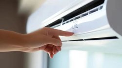 Cheapest AC: ब्रैंडेड AC पर मिल रही 50% तक छूट, बेहद सस्ते में खरीदें Bluestar, Lloyd, Voltas के एयर कंडीशनर, भाग जाएगी गर्मी!