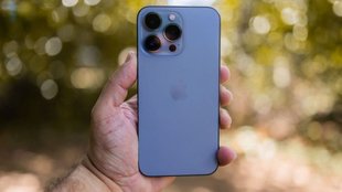 Apple iPhones, iPhone users, Apple warns iPhone users