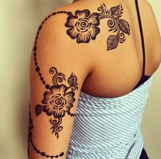 Backless Dress Mehendi Designs