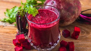 Benefits of drinking beetroot and amla juice | weight loss | skin