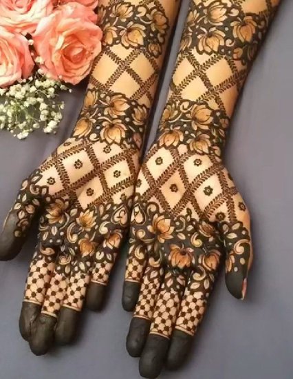Best Mehndi Designs for Indo-Western Look