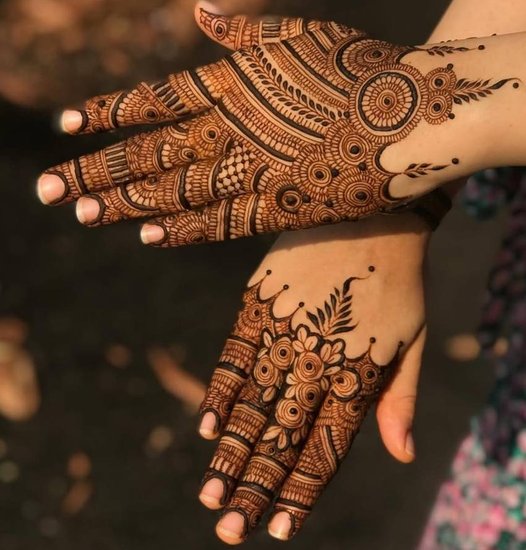 Trendy mehandi design