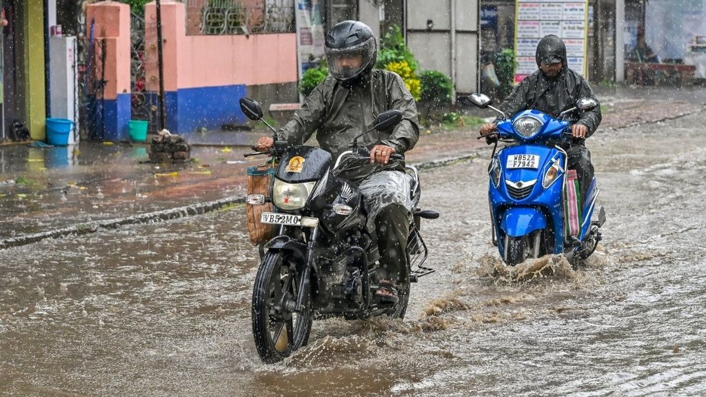 Delhi rains, Delhi weather, weather delhi NCR delhi rain