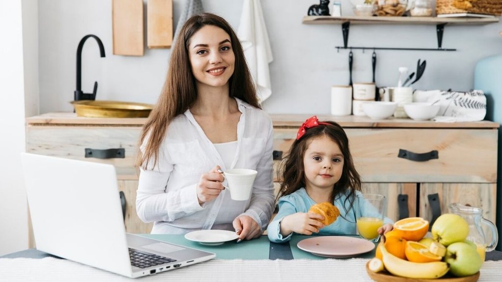 Mothers day 2025, working mothers, Diet tips for working mothers, Working mothers diet, Nutrition for working mothers, Mother's Day 2025, diet tips for mothers