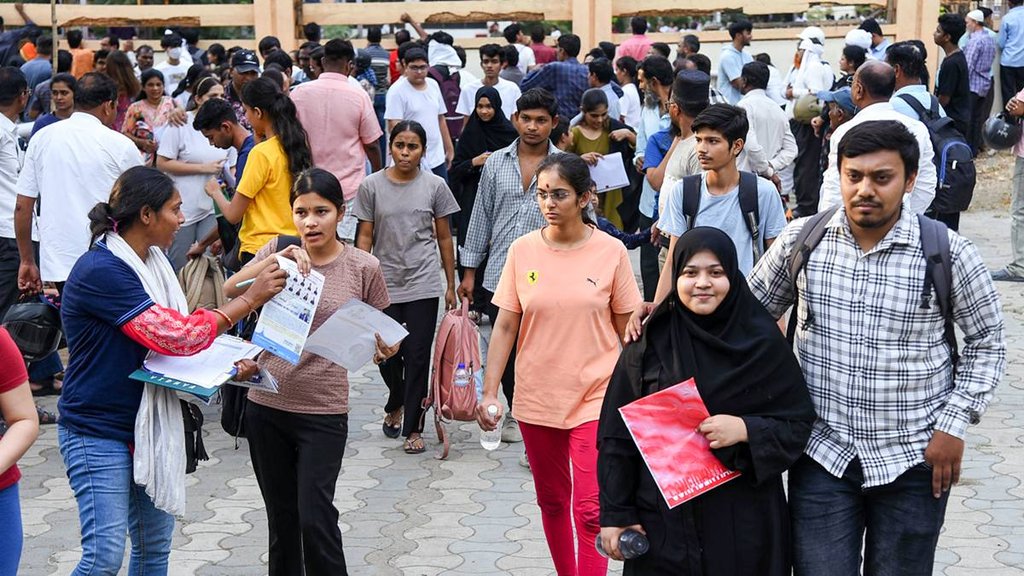 India Pakistan War, India Pakistan, india pakistan news, War News, Exam postpone