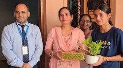 हरियाणा बोर्ड 10वीं के टॉपर ने सोशल मीडिया से दूरी को बताया सफलता का राज, नहीं करते मोबाइल यूज