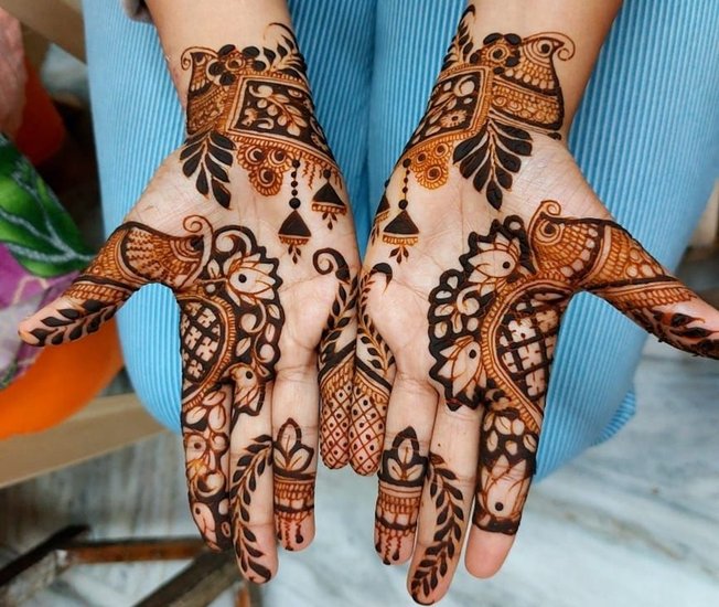 Indo-Western Mehndi Designs