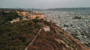 Low-cost travel India