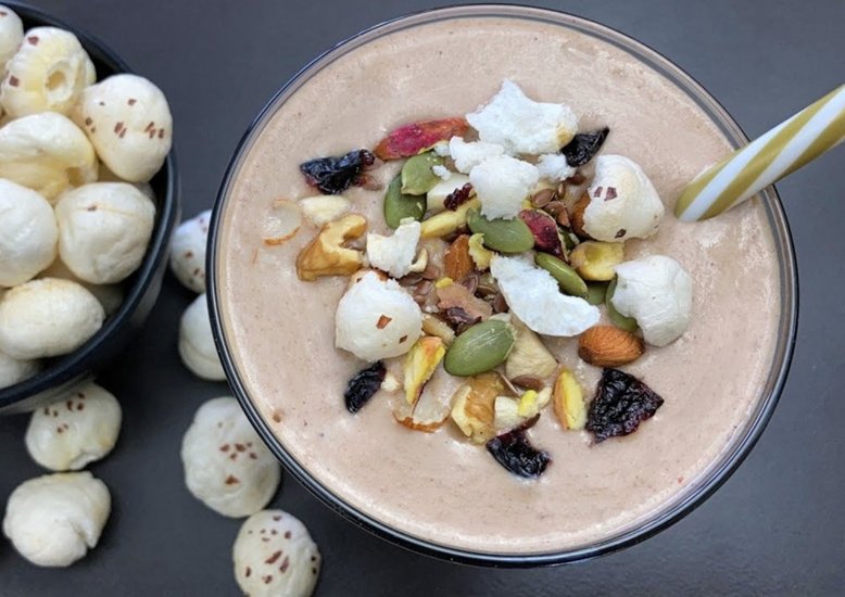 Makhana Smoothie Bowl