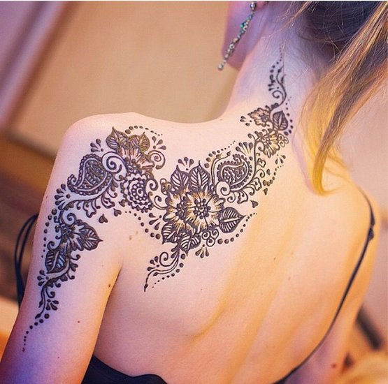 Mehendi Designs for Party Looks