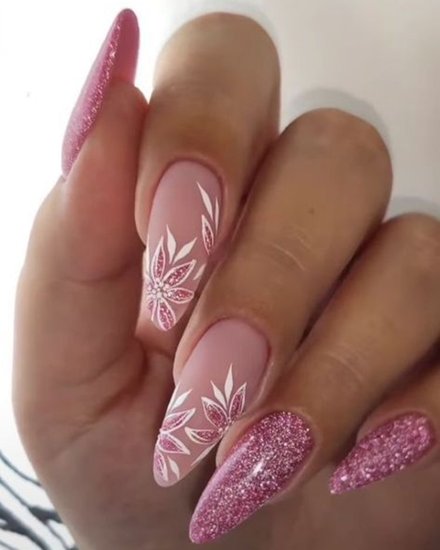 Nail art for parties