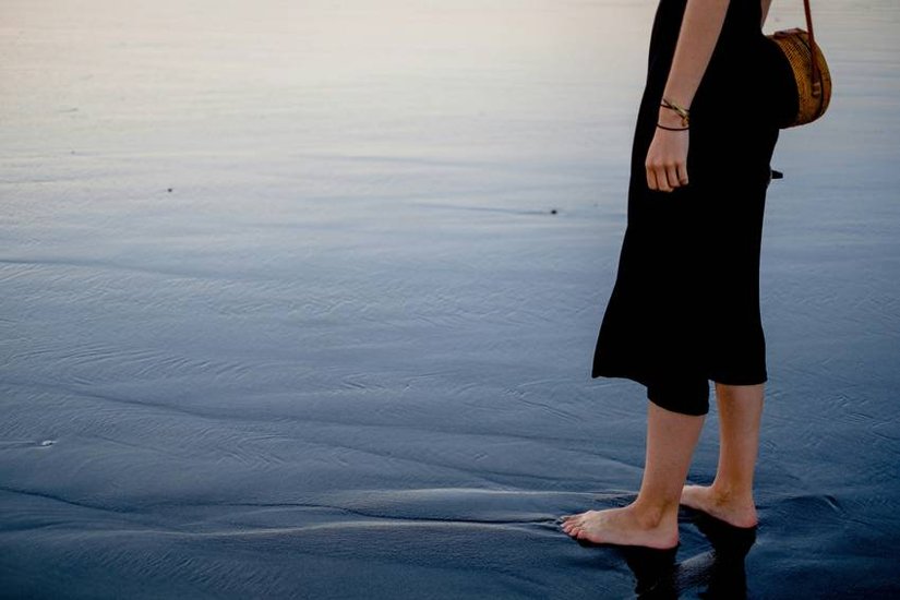 Barefoot walking pain relief