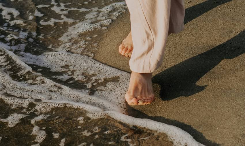 Walking barefoot for sleep