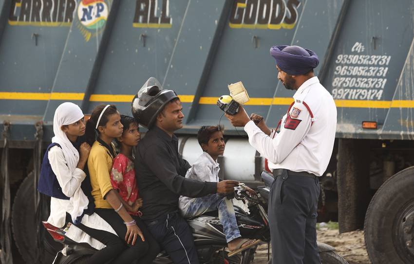 New Traffic Rules Challans in India 2025