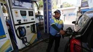 Delhi fuel ban, old vehicles ban Delhi, petrol pump CCTV Delhi