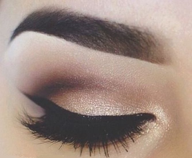 Ombre Eyeshadow Look