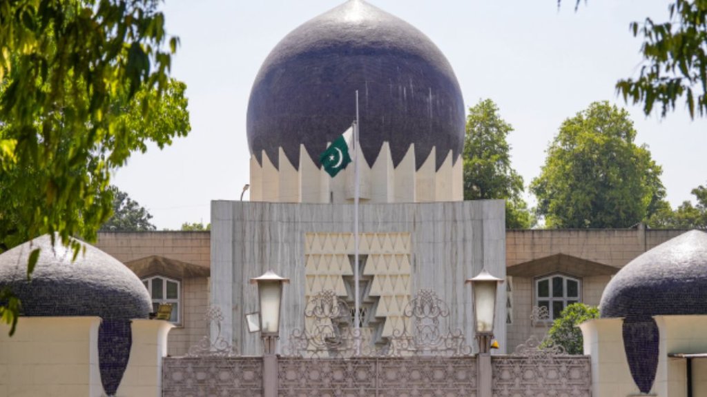 Pakistan High Commission, New Delhi, persona non grata
