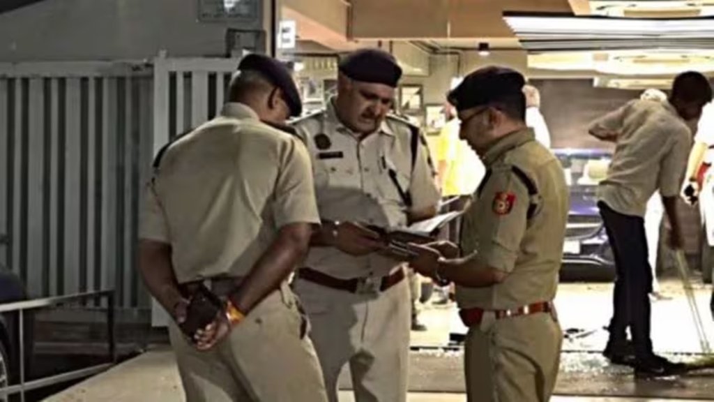 Mathura, Bangladeshi nationals, illegal migration, Naujheel police