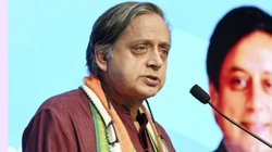 क्या आप मोदी सरकार के लिए काम कर रहे हैं? विदेशी धरती से शशि थरूर का जवाब