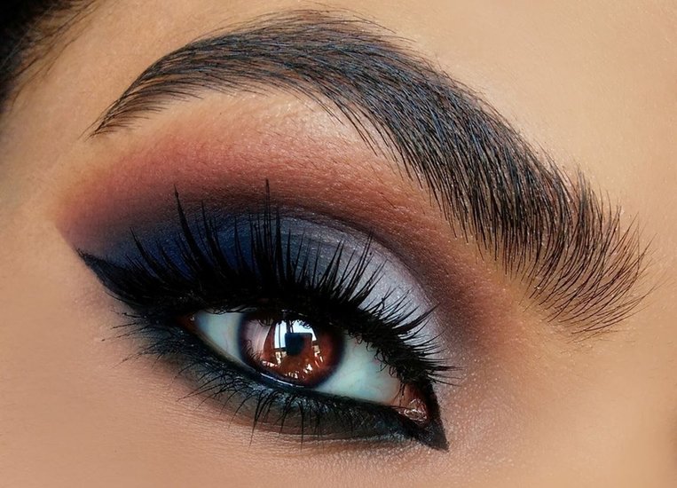Smokey Eyes with a Twist